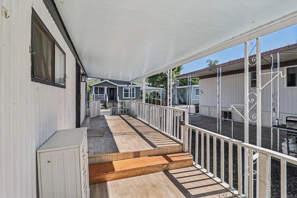 https://cdn.realtyfeed.com/cdn/127/306652874/258ffc26f7e1589f25a97c49fe0a1c00.webp