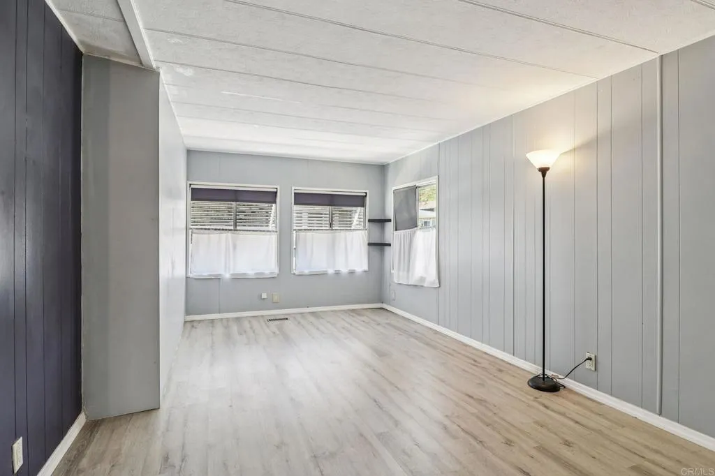 https://cdn.realtyfeed.com/cdn/127/306652874/f65333120d0b5a255291d5074dbae450.webp