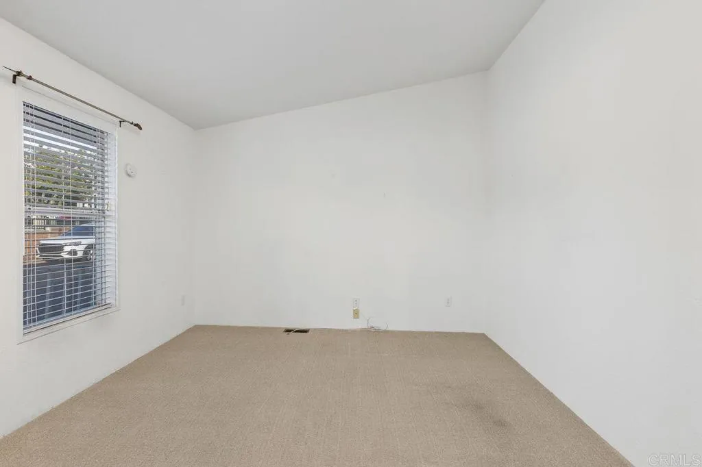 https://cdn.realtyfeed.com/cdn/127/306652875/0bcc31303dd36c6b130a472648449f68.webp