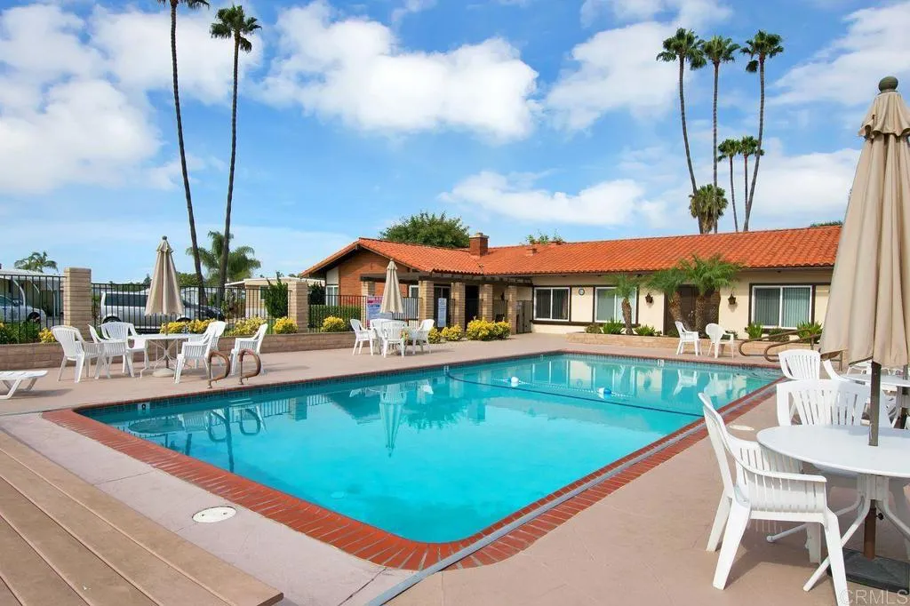 https://cdn.realtyfeed.com/cdn/127/306652875/75458b99d29724ab43acedab2ba20d44.webp