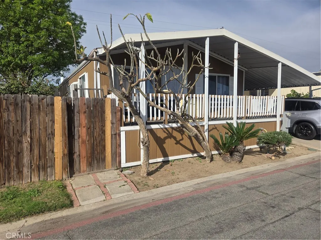17225 Valley Unit 9w, Fontana, CA 92335 - Photo 2 of 12, Fontana, CA