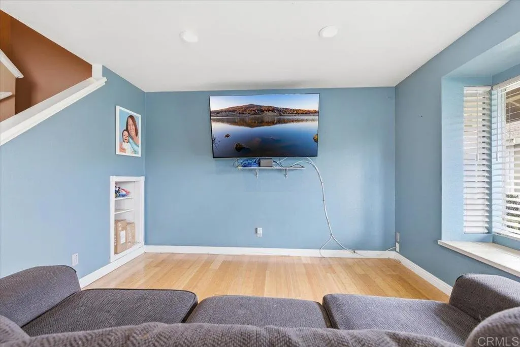 https://cdn.realtyfeed.com/cdn/127/306652882/c2510e6d84cb7575a44c318cbad207c9.webp
