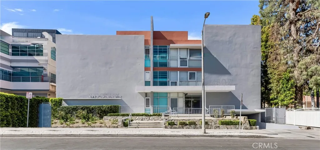 4807 Woodley Avenue Unit 208, Encino, CA 91436 - Main photo, Encino, CA