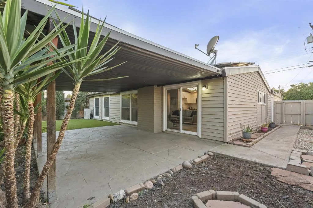 https://cdn.realtyfeed.com/cdn/127/306652906/638642c2e17368af33aab24ca5642238.webp
