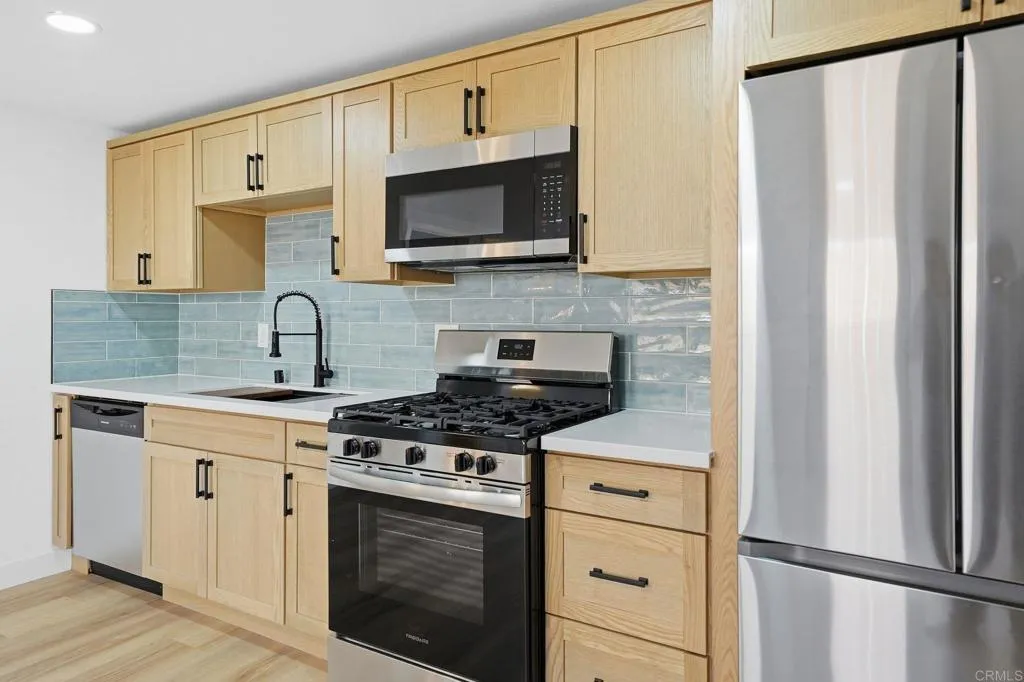 https://cdn.realtyfeed.com/cdn/127/306652914/46633f6410a9099b617b46e65c079cfe.webp