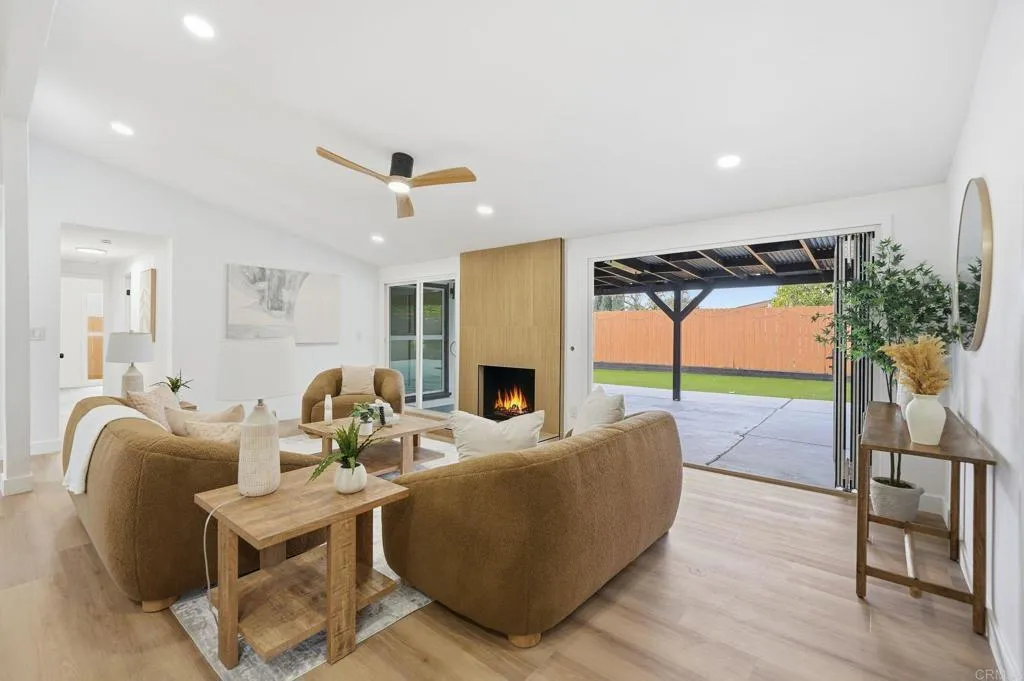 https://cdn.realtyfeed.com/cdn/127/306652914/8b397f214ddb3c67a1c0832683c3c0f2.webp