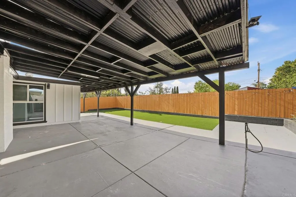 https://cdn.realtyfeed.com/cdn/127/306652914/ab1b48d0b582f86541704d29ecbdde93.webp