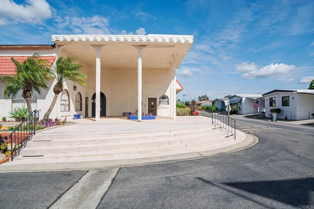 https://cdn.realtyfeed.com/cdn/127/306652944/2877294e422e9e0746b22dbe06666690.webp