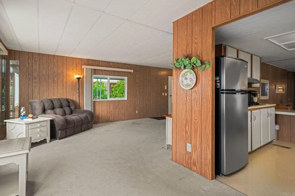https://cdn.realtyfeed.com/cdn/127/306652944/51405563736ff92a61546da3801205a5.webp