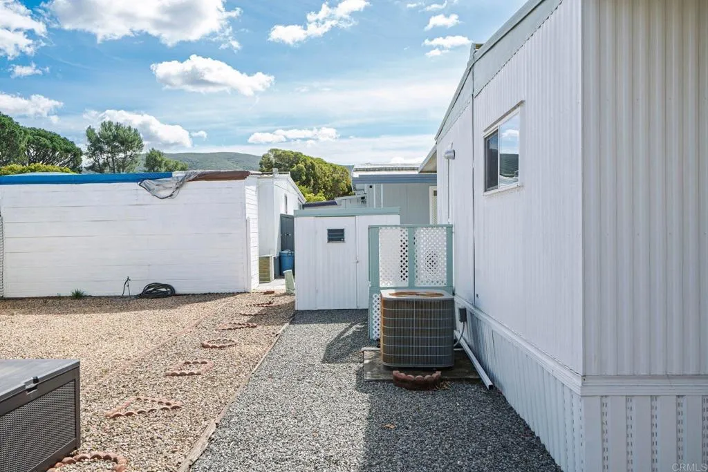 https://cdn.realtyfeed.com/cdn/127/306652944/ff6634c0a06739bb5e3274f0fa2f8ada.webp