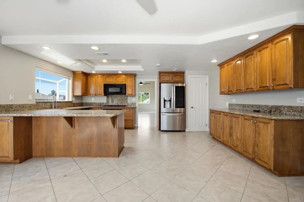 https://cdn.realtyfeed.com/cdn/127/306652948/e4105959f83780bdb1c3296c835734b2.webp