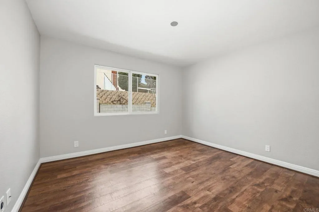 https://cdn.realtyfeed.com/cdn/127/306652948/f5b69a0c6af3d70827169e9f633ec653.webp