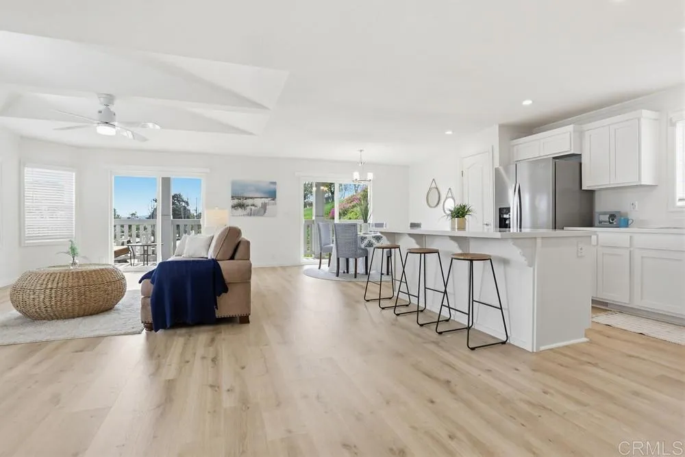 https://cdn.realtyfeed.com/cdn/127/306652962/b7de7016eac589b3b34cb21f71fbb8fc.webp