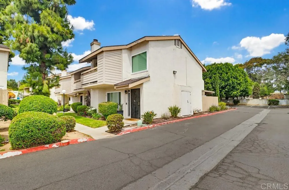 https://cdn.realtyfeed.com/cdn/127/306652979/3d5fa62f0797847bbe7f7abc3e45d7a2.webp