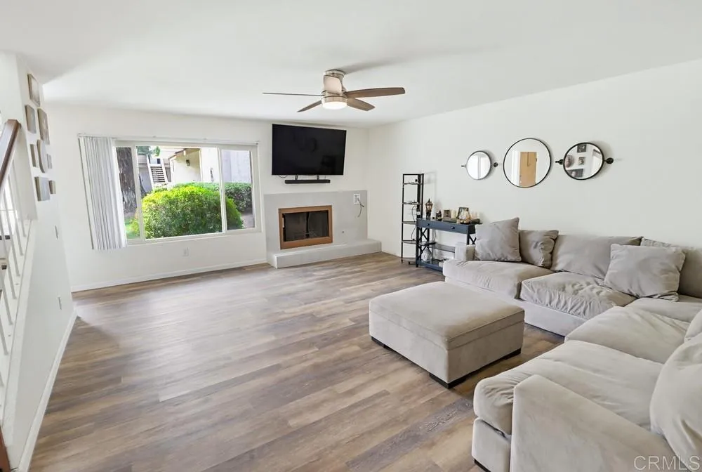 https://cdn.realtyfeed.com/cdn/127/306652979/7163dd44532903acaa55fe425db8de2d.webp
