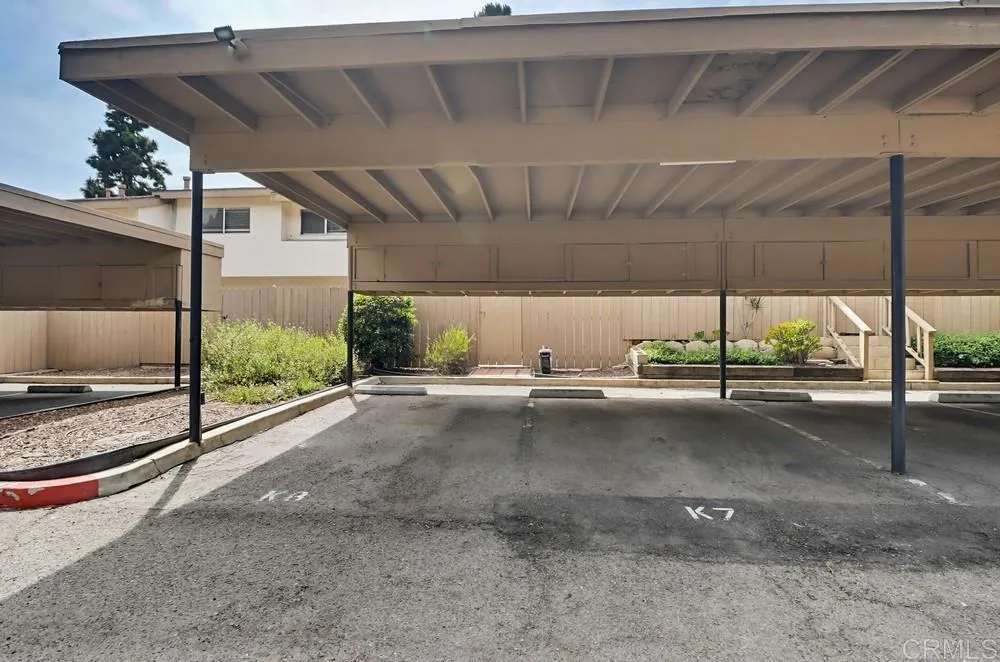 https://cdn.realtyfeed.com/cdn/127/306652979/8626368b21f0063a03a6272e6a2f3818.webp