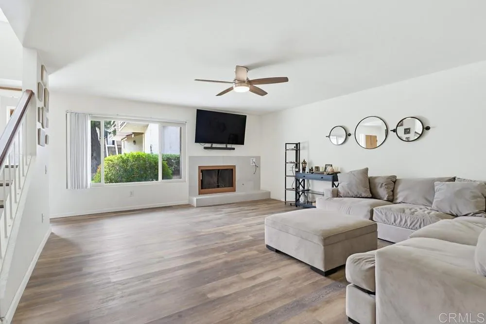 https://cdn.realtyfeed.com/cdn/127/306652979/cae888e3c64138f15d59bc75eae3c407.webp