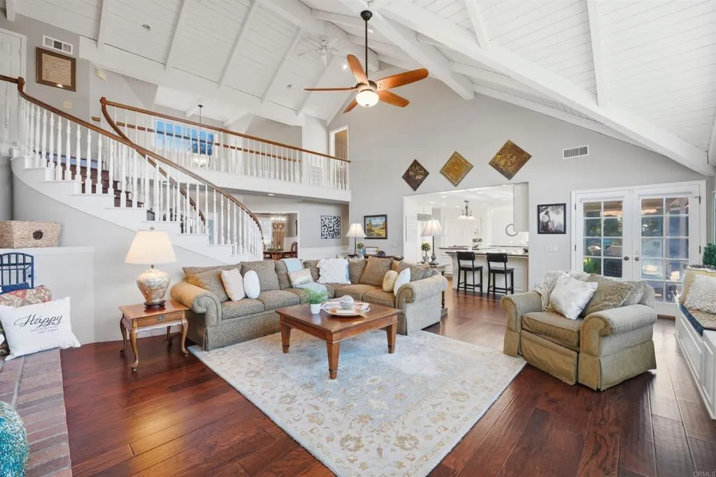 https://cdn.realtyfeed.com/cdn/127/306653029/10400bb8c33d20e37f5f0a0cb0132364.webp