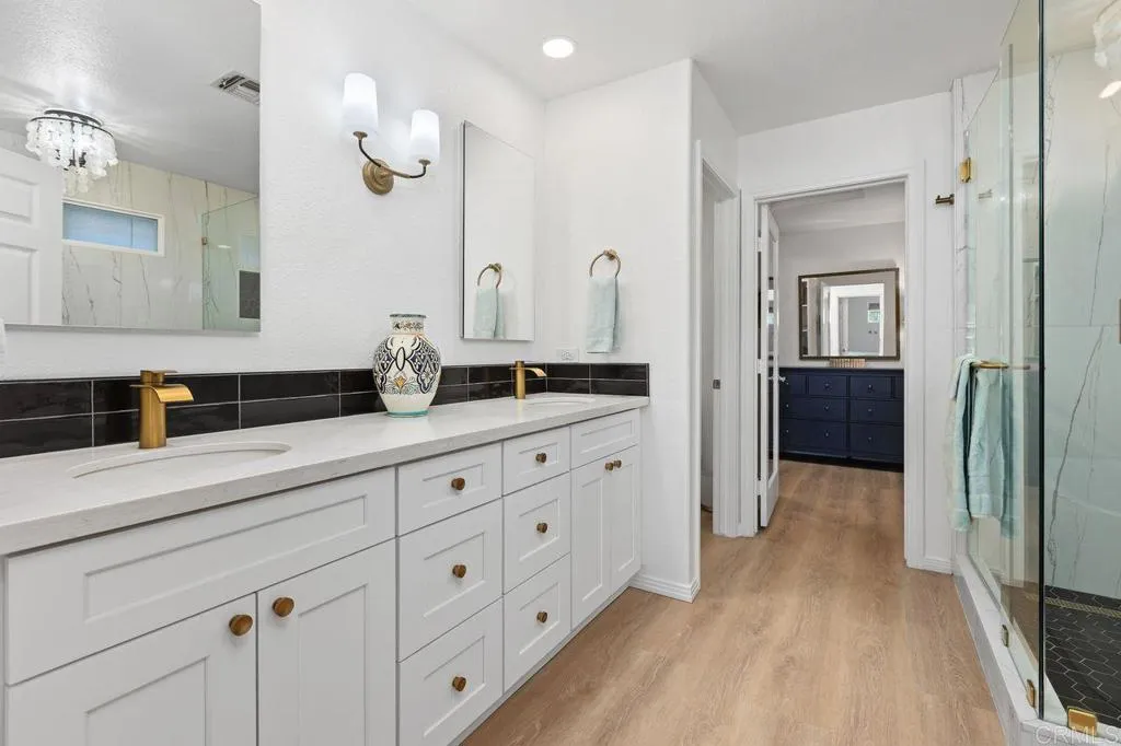 https://cdn.realtyfeed.com/cdn/127/306653050/06a339086fa1138327e8f97fe94c7413.webp