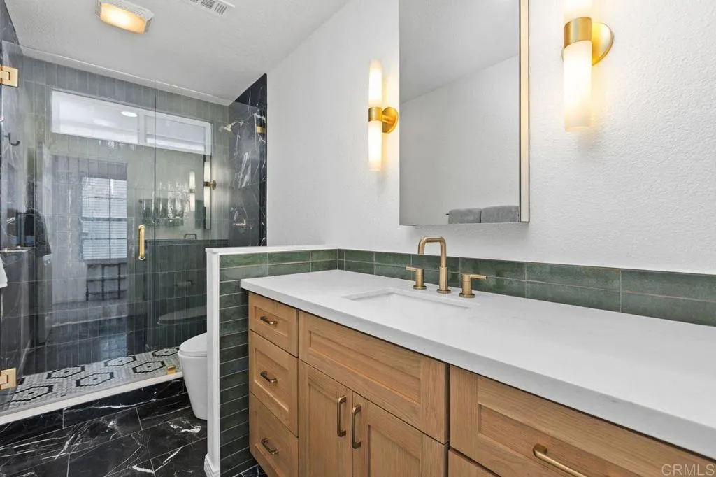 https://cdn.realtyfeed.com/cdn/127/306653050/6a6630a0ff67a31e2ef0993798823bed.webp