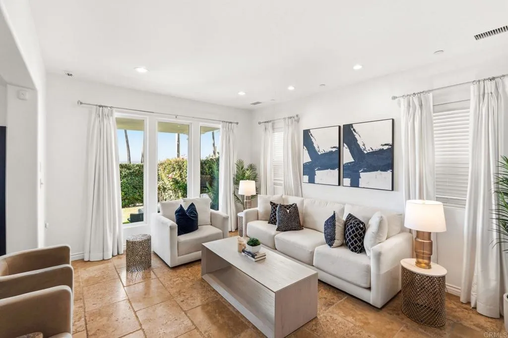 https://cdn.realtyfeed.com/cdn/127/306653091/87e0557eedee0f5e4215bb6d4778ab98.webp