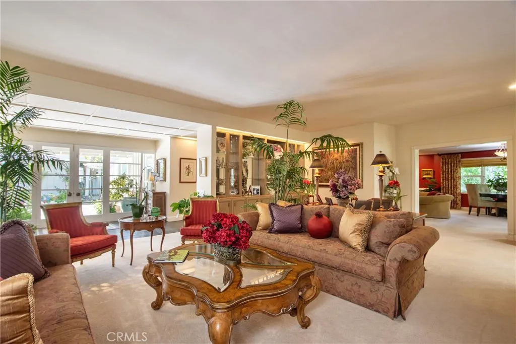 https://cdn.realtyfeed.com/cdn/127/306653152/1237ee7d735a442aeb58010fa135f129.webp