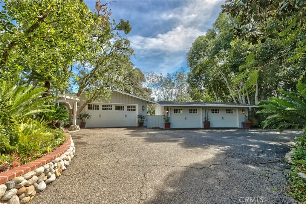 https://cdn.realtyfeed.com/cdn/127/306653152/38174a4281c9ce15a80770d142bf58e0.webp