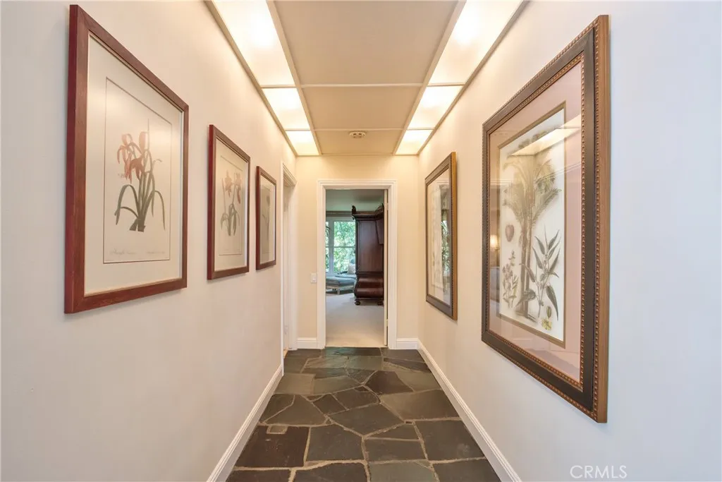 https://cdn.realtyfeed.com/cdn/127/306653152/667479ddc71377d5e1586ccdc468cf15.webp