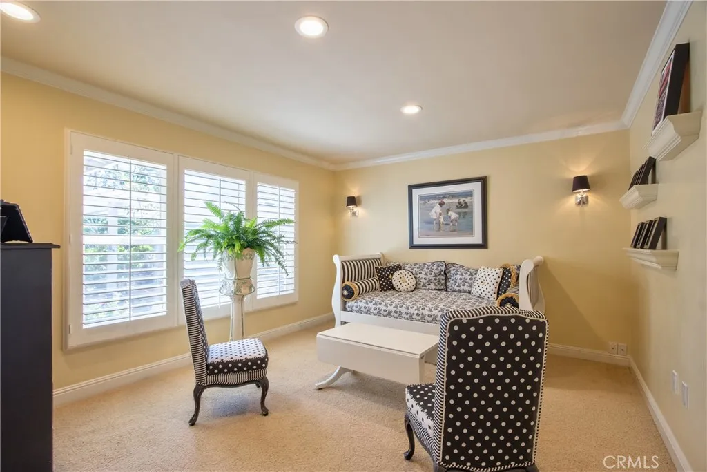 https://cdn.realtyfeed.com/cdn/127/306653152/86c4dbf8efc9e5b4ff3f946516ccde6a.webp