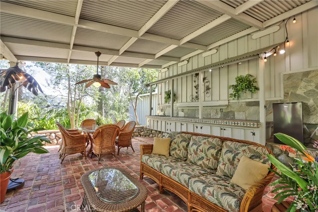 https://cdn.realtyfeed.com/cdn/127/306653152/9a9db6159e58ae2bc9fb886487ef072a.webp