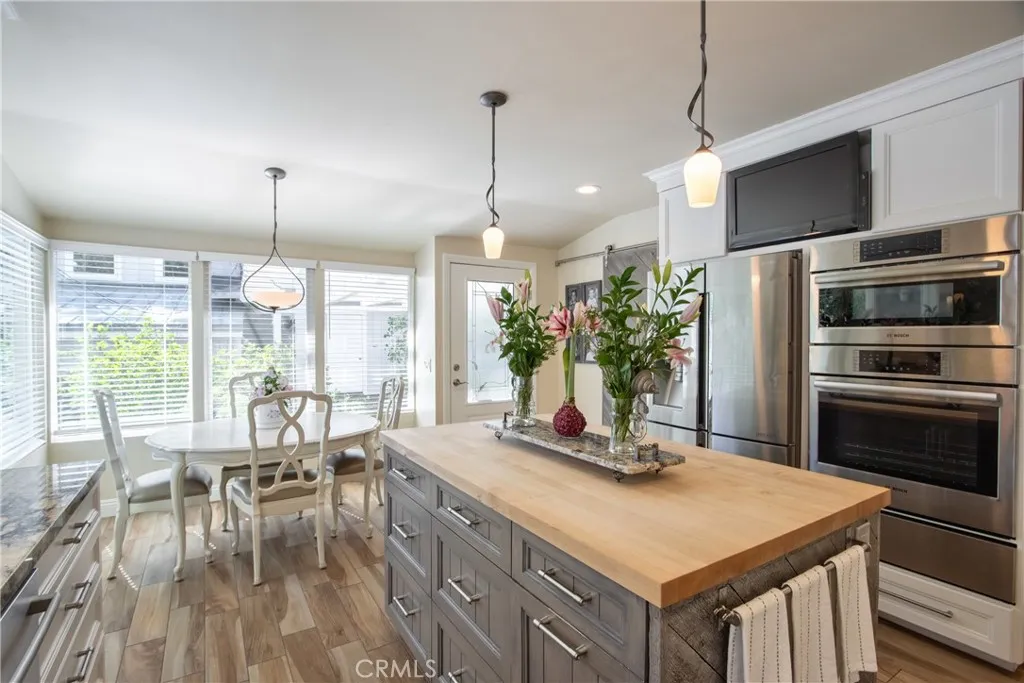 https://cdn.realtyfeed.com/cdn/127/306653152/a109a97488baa549815be1cdb8e18a95.webp