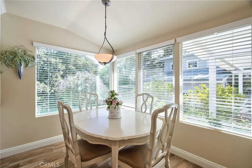 https://cdn.realtyfeed.com/cdn/127/306653152/d0f0e967d421d8f7008324bdbac10ee3.webp