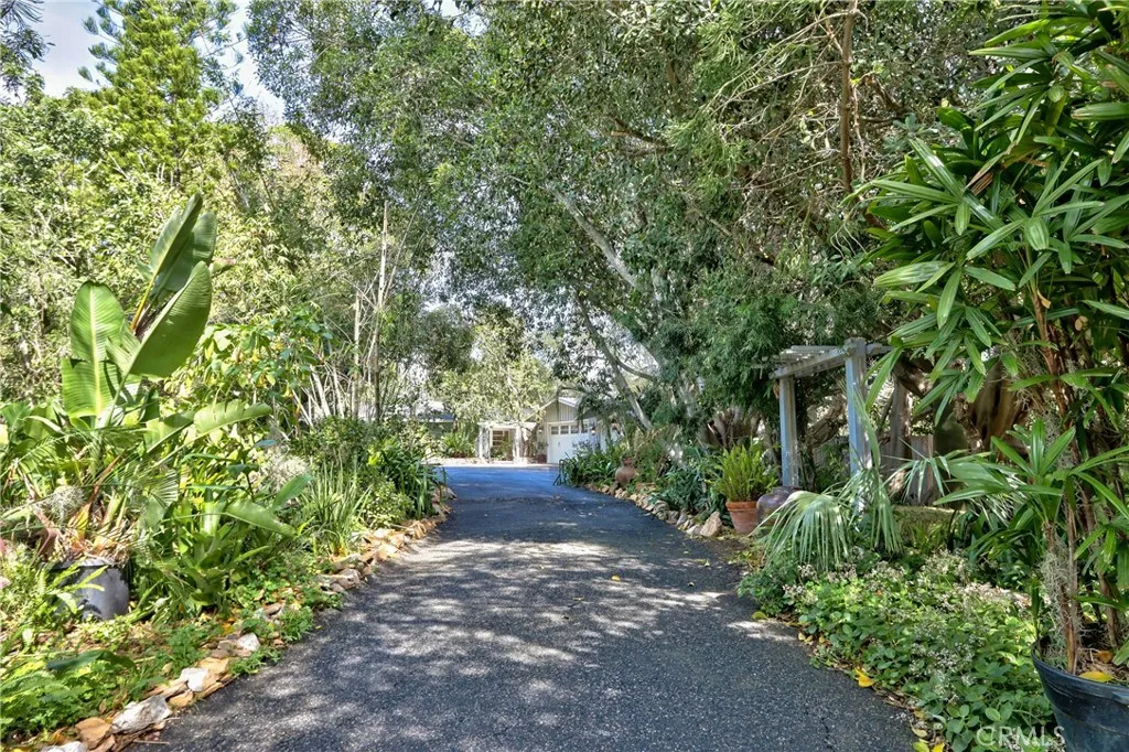 https://cdn.realtyfeed.com/cdn/127/306653152/e3c39de55e3b70d4de9ed730f36c8c5b.webp