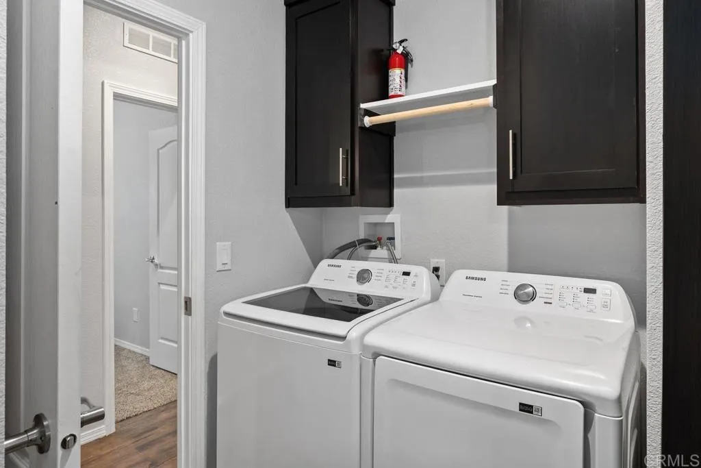 https://cdn.realtyfeed.com/cdn/127/306653162/de9e865159c2914ef16b6288ff99c4fc.webp