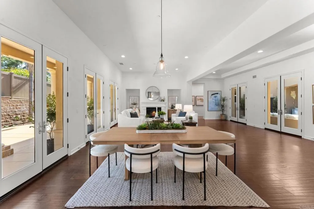 https://cdn.realtyfeed.com/cdn/127/306653163/3d70fbda3ae0c51d9e5e931acb322f25.webp
