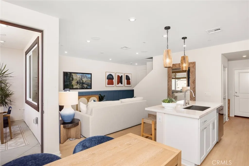 7022 Solara Way, Westminster, CA 92683 - Photo 4 of 18, Westminster, CA