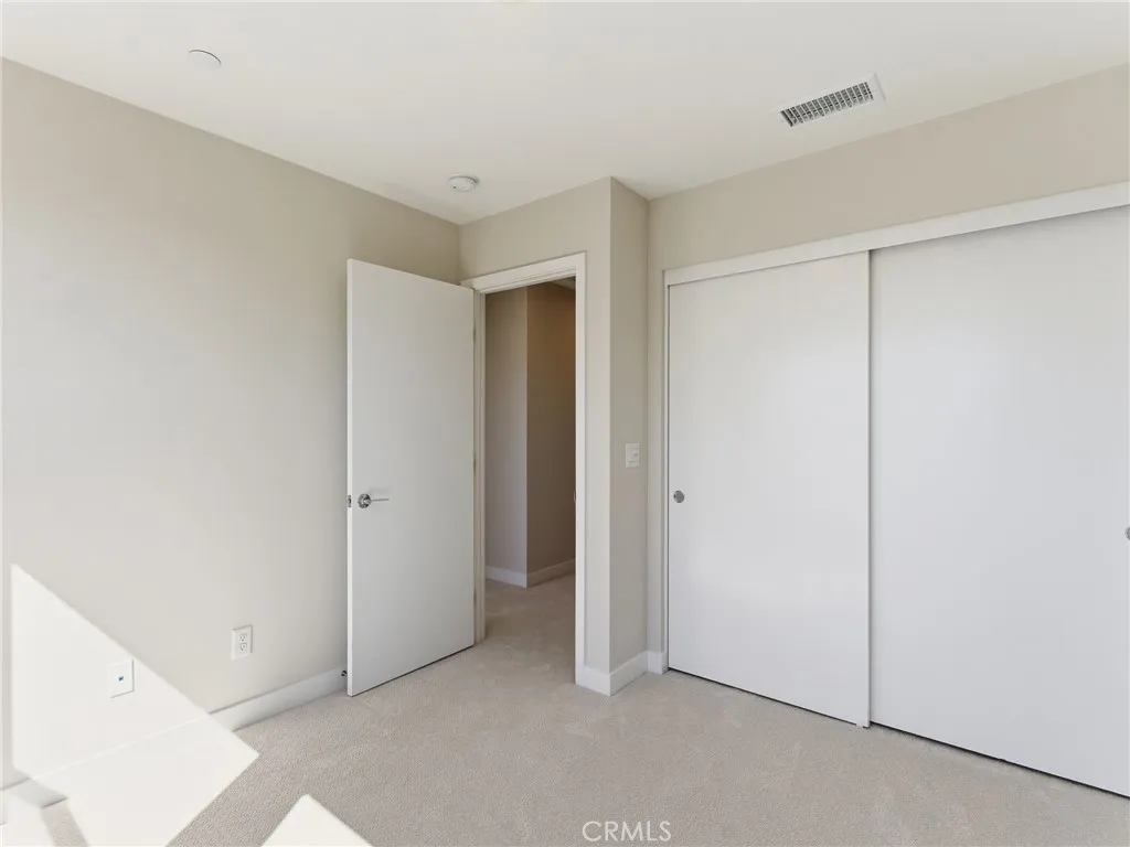 https://cdn.realtyfeed.com/cdn/127/306653195/e318b5076f1669f5fd29804dea2fb9a9.webp