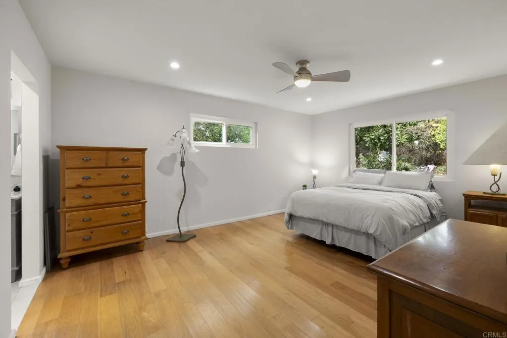 https://cdn.realtyfeed.com/cdn/127/306653211/15cf085436a9c2b8934656987195f343.webp