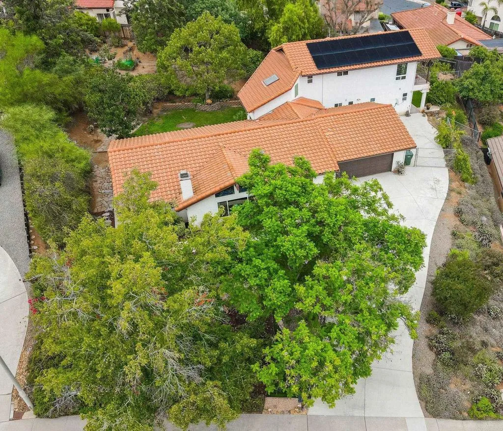 https://cdn.realtyfeed.com/cdn/127/306653211/801eee2cb7b605abf37a305a3570ed92.webp