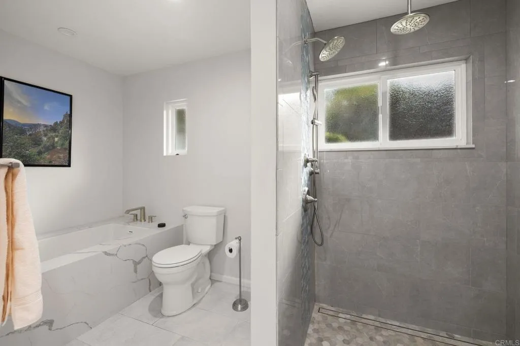 https://cdn.realtyfeed.com/cdn/127/306653211/e1a7256b33e00edf576c51ef0cb64485.webp