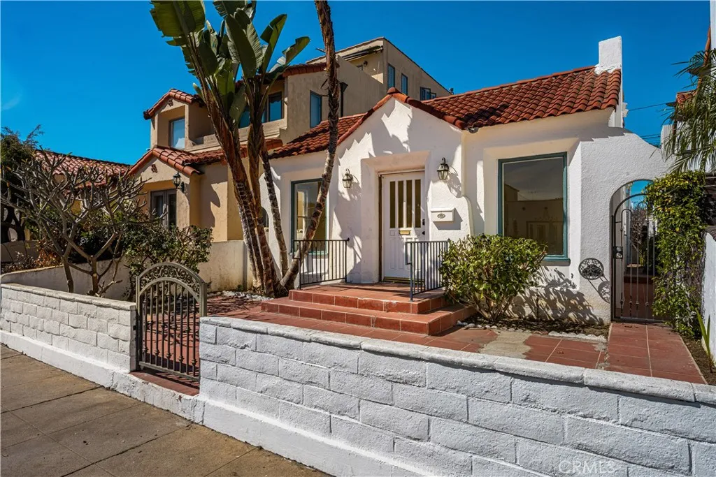 131 Santa Ana Avenue, Long Beach, CA 90803 - Photo 2 of 17, Long Beach, CA