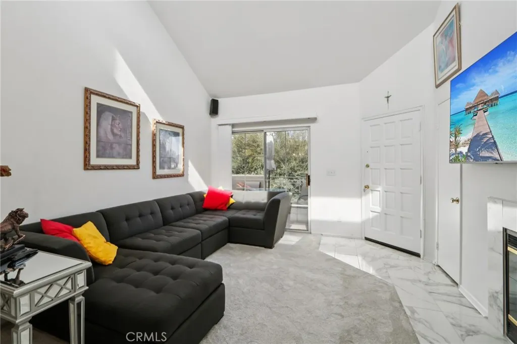 23605 Del Monte, Valencia, CA 91355 - Photo 3 of 47, Valencia, CA