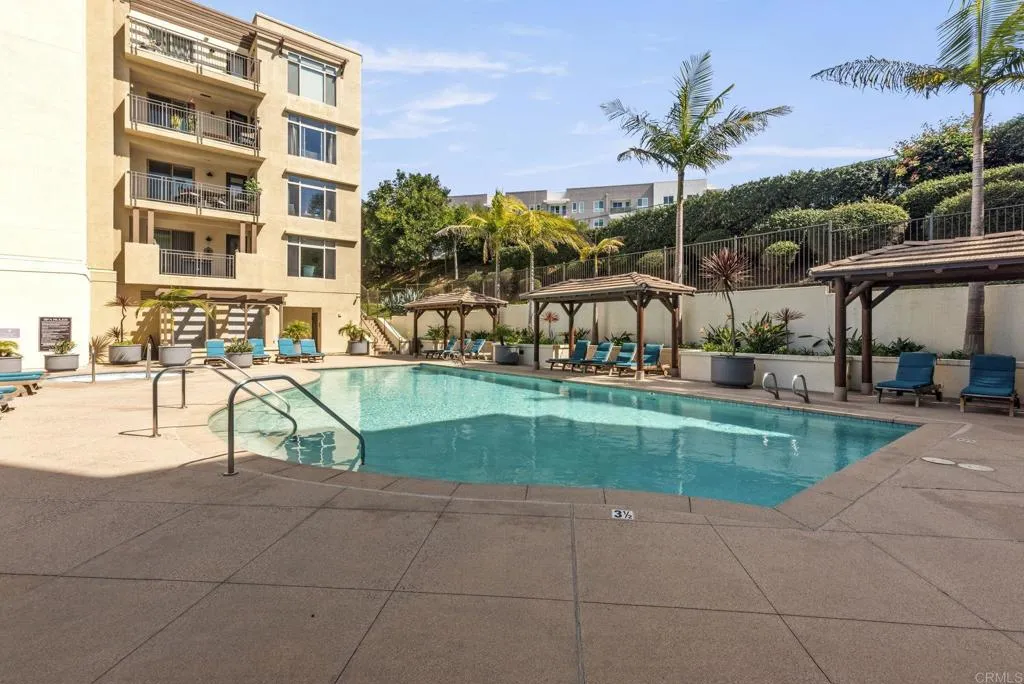 https://cdn.realtyfeed.com/cdn/127/306653290/00ee1442e26dbf45a66ceb24fc6273e8.webp