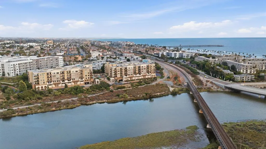 https://cdn.realtyfeed.com/cdn/127/306653290/4923cd2a93eb9da4a1144c66fc40b8bc.webp