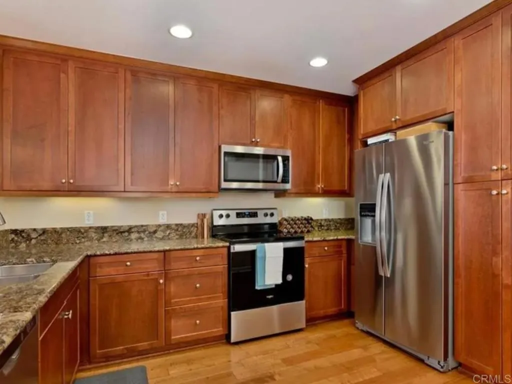 Photo #4: NDP2601868 Listing: Photo #4