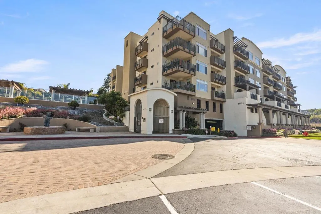 https://cdn.realtyfeed.com/cdn/127/306653290/c718a24938611819c7c3854fd972627f.webp