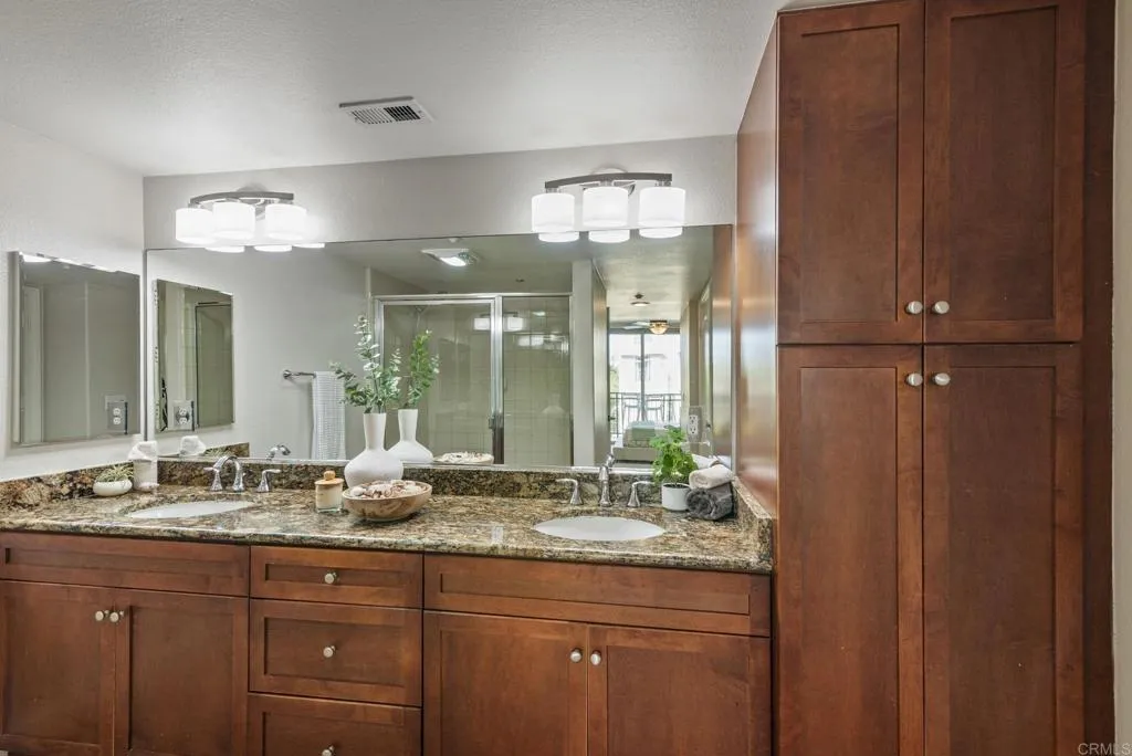 https://cdn.realtyfeed.com/cdn/127/306653290/d85ef470a2c4d12000c8c929ae3360f3.webp