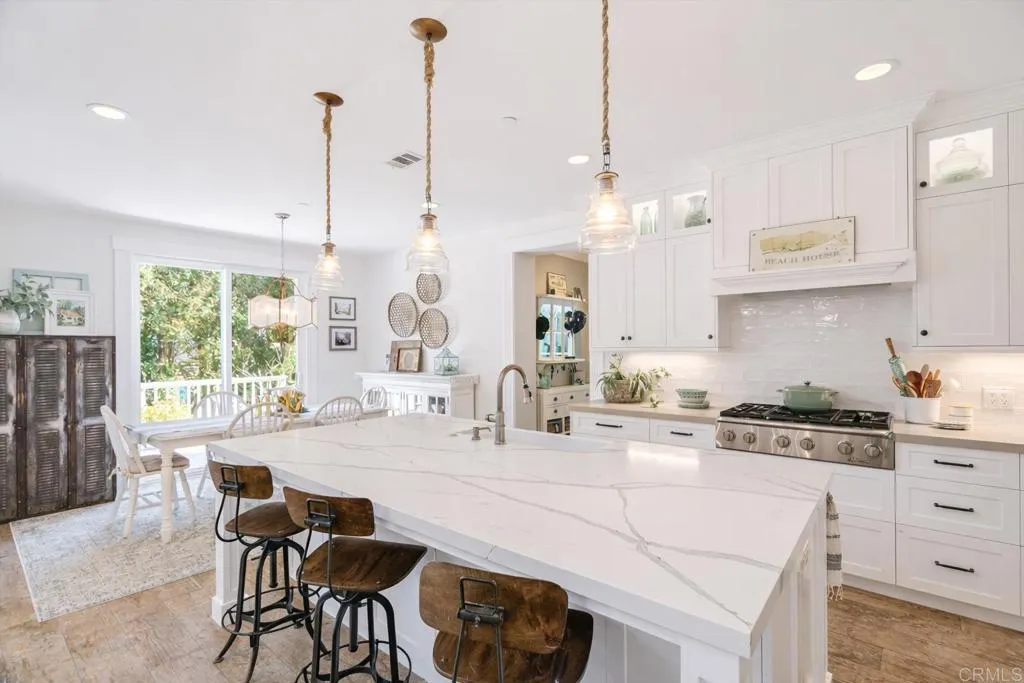 https://cdn.realtyfeed.com/cdn/127/306653320/918668fdd231f71971a0988b7afea98f.webp