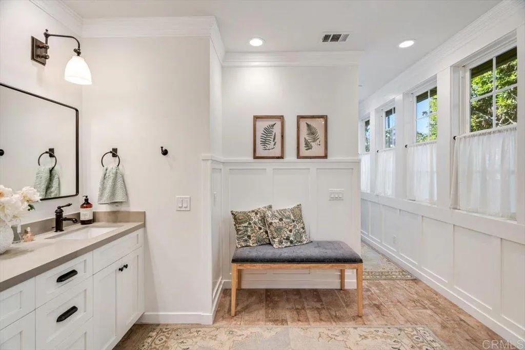 https://cdn.realtyfeed.com/cdn/127/306653320/ffc89e44e765904b415959ee3ba72096.webp
