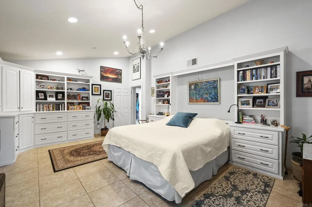 https://cdn.realtyfeed.com/cdn/127/306653335/6a06b408e453452fe6a5490e4a80b594.webp